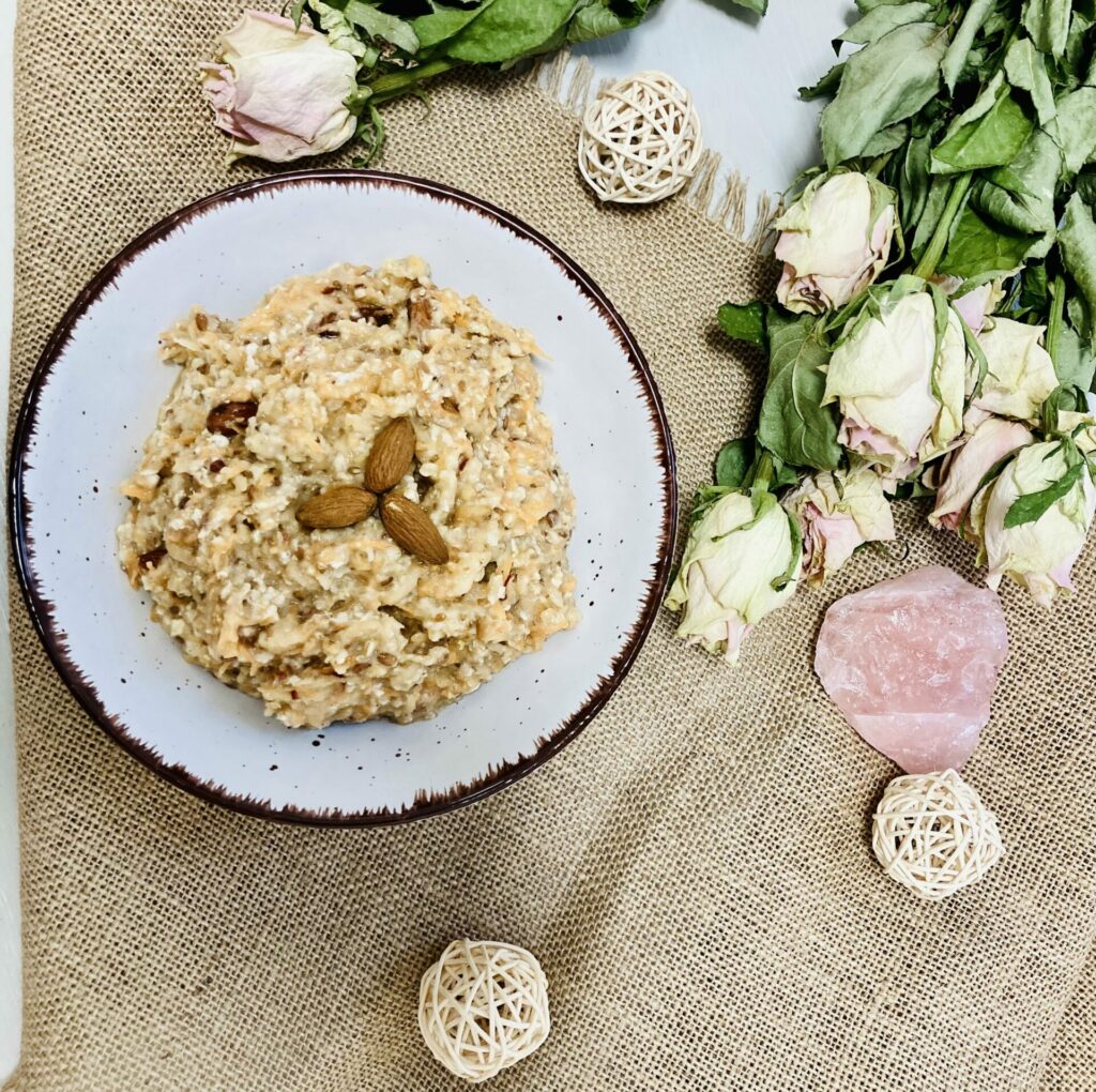 Gesunder, schneller Porridge zum Frühstück